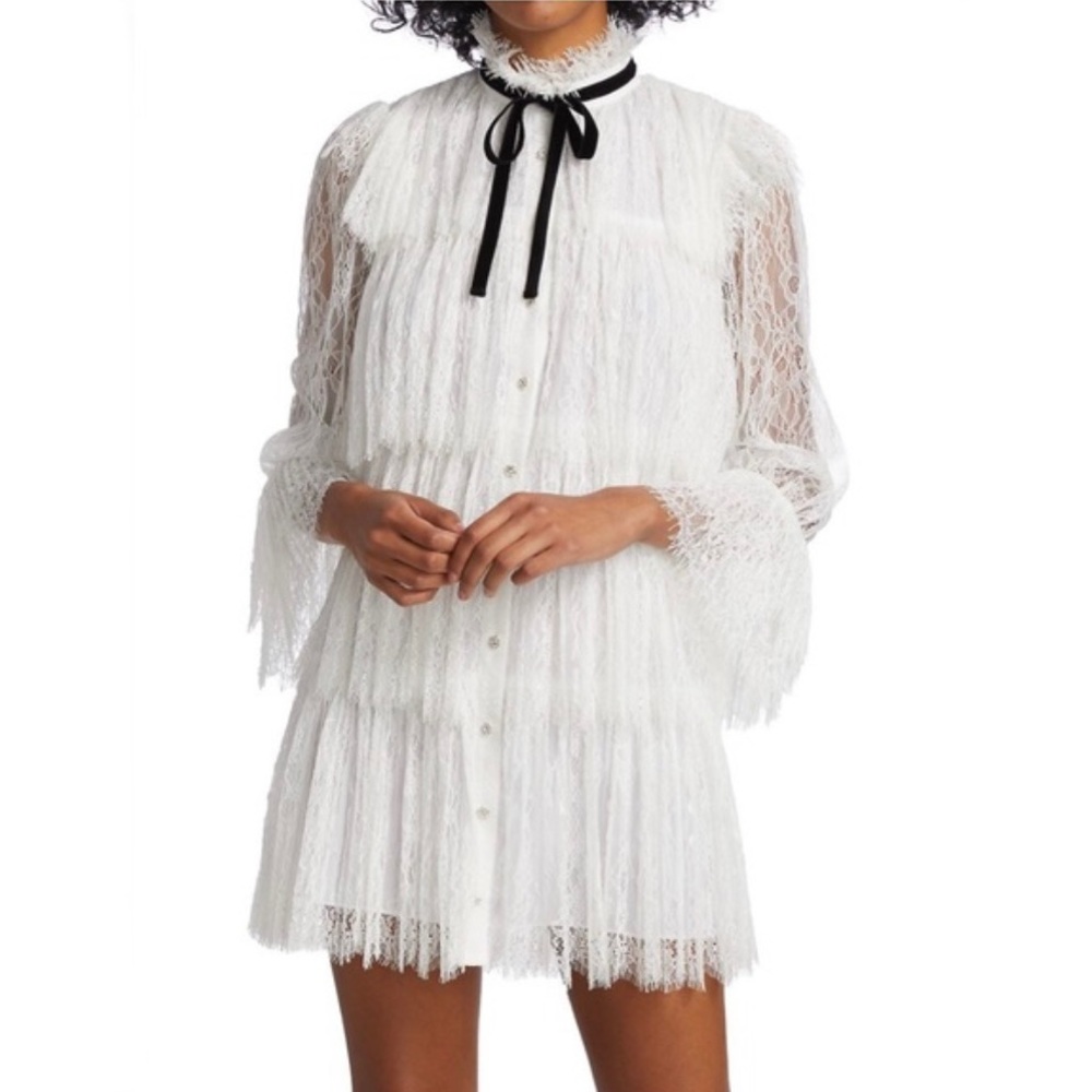 Alice + Olivia Joanie Tiered Lace Dress In White/Black